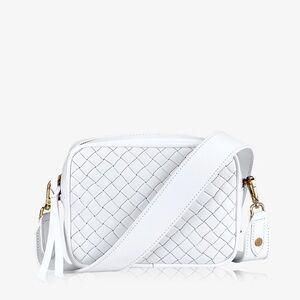 White woven crossbody - pristine condition